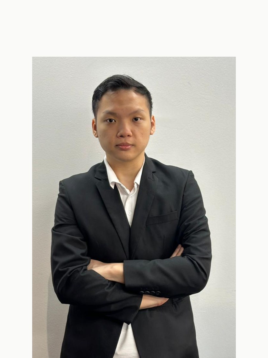 Au Chan Hau - Corporate Executive